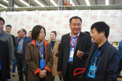 市人大常委會領(lǐng)導(dǎo)蒞臨寶潤達工廠視察工業(yè)轉(zhuǎn)型工作