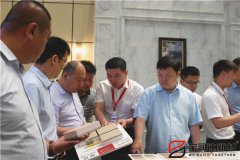 寶豐縣縣委書記、縣長許紅兵率考察團蒞臨寶潤達參觀調研