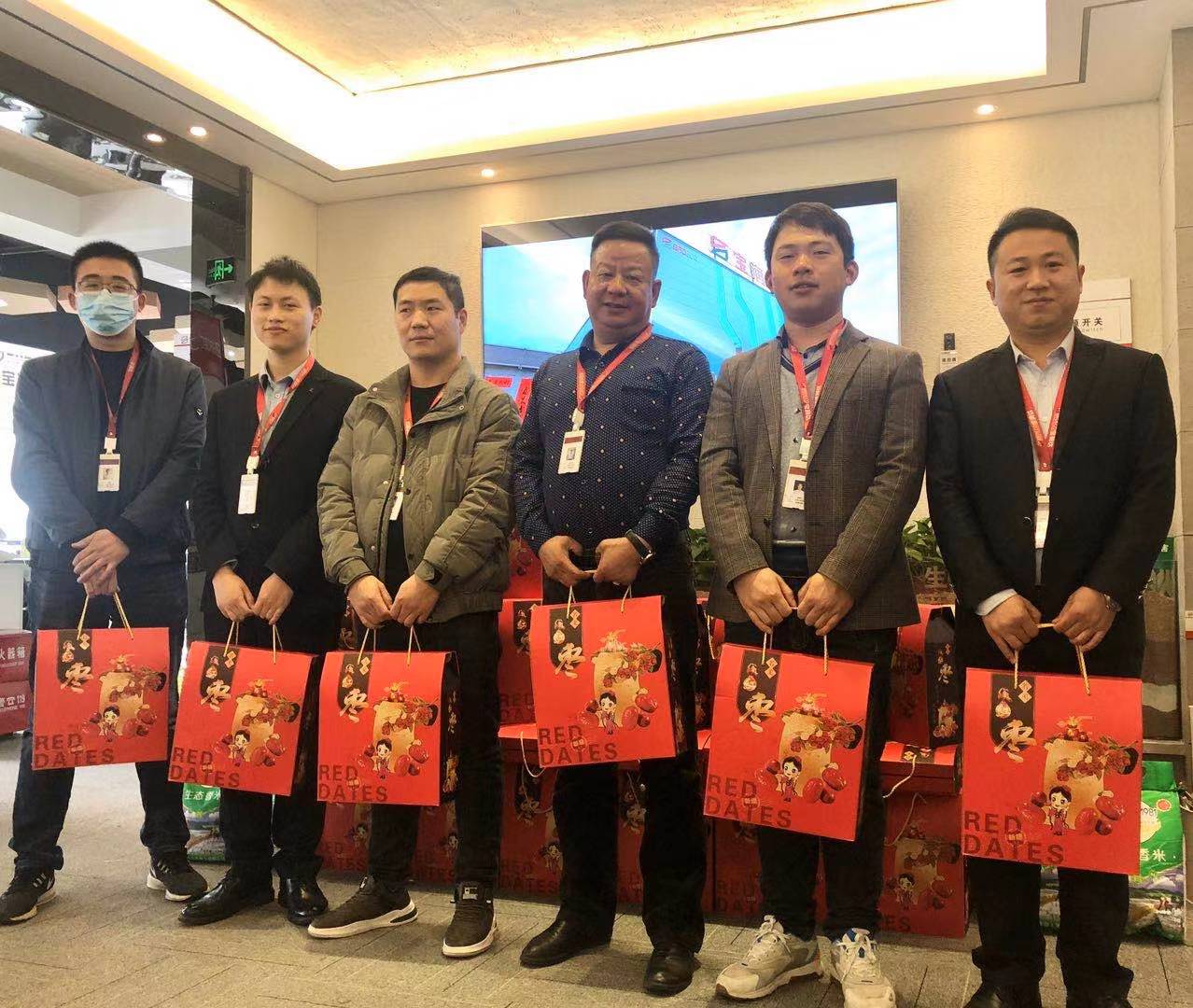 寶潤(rùn)達(dá)春節(jié)福利發(fā)放